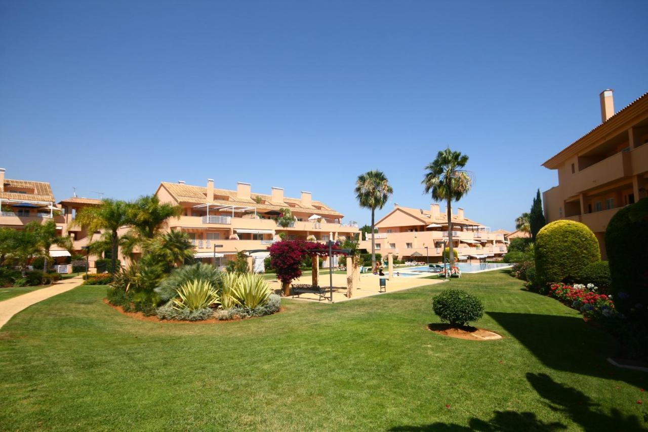 Ground Floor Apartment, Los Jardines De Santa Maria Elviria Marbella Esterno foto