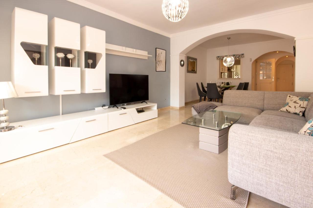 Ground Floor Apartment, Los Jardines De Santa Maria Elviria Marbella Esterno foto
